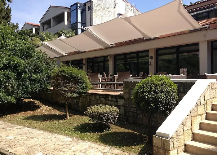 Flores Szálloda Poreč