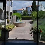 Hotel Flores