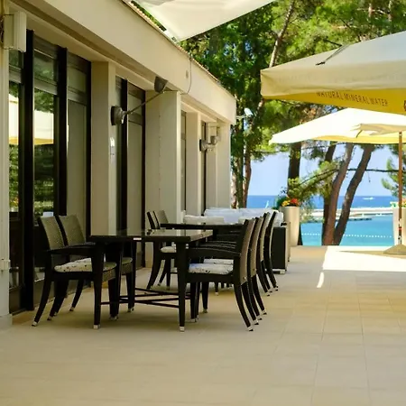 Hotel Flores