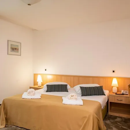 Hotell Flores Poreč